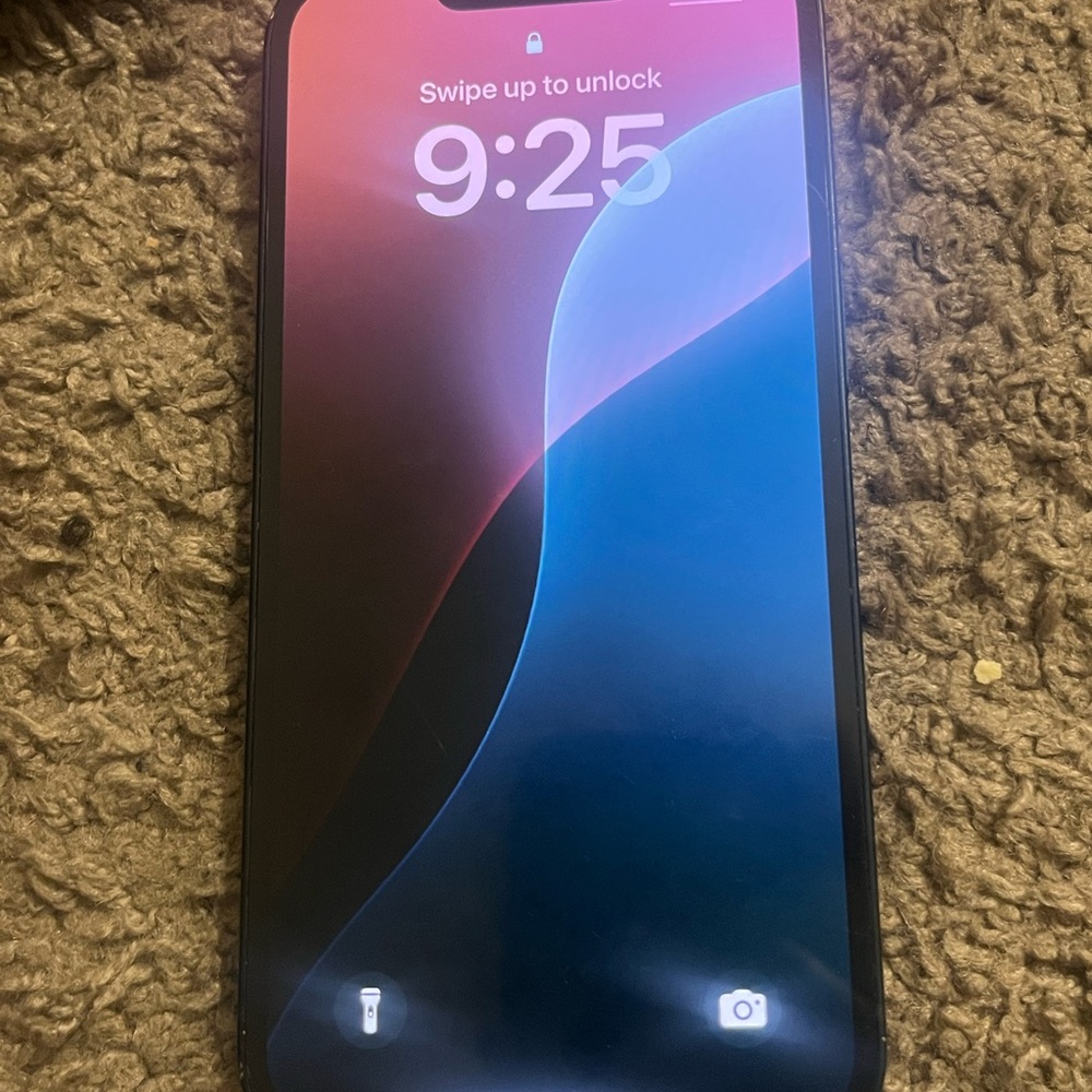 Apple iPhone Black Full-Screen Display